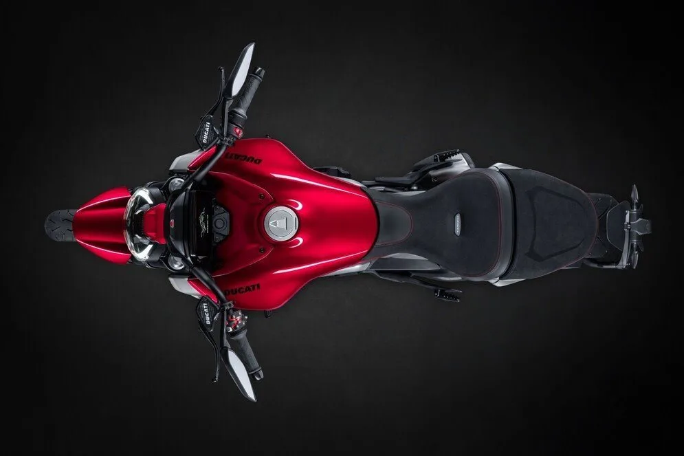 Ducati XDiavel V4 im Kundenauftrag, geringe Laufleistung!