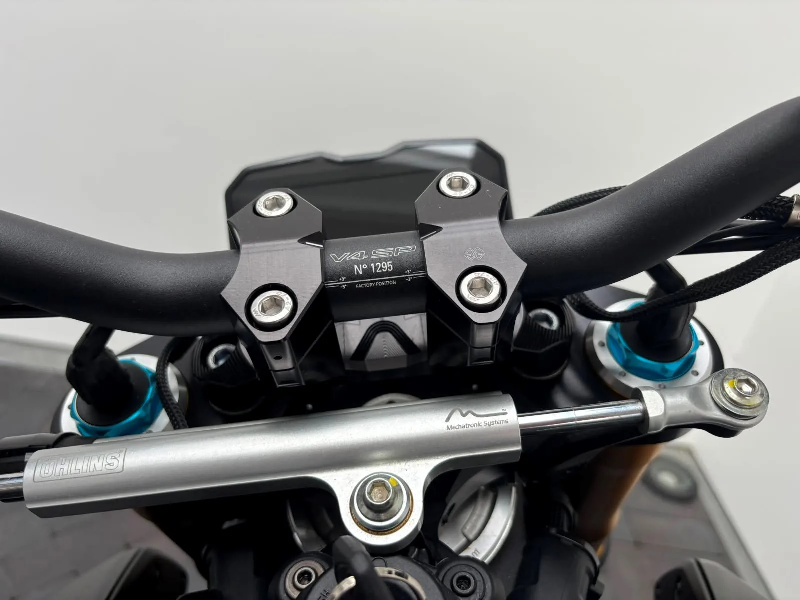 Ducati Streetfighter V4 SP mit viel Zubehör - im Kundenauftrag!