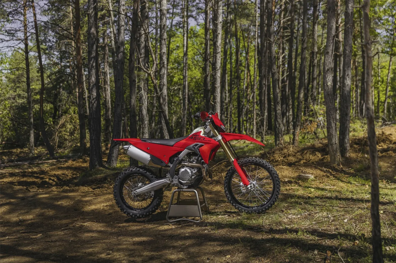 Ducati Desmo450 EDS