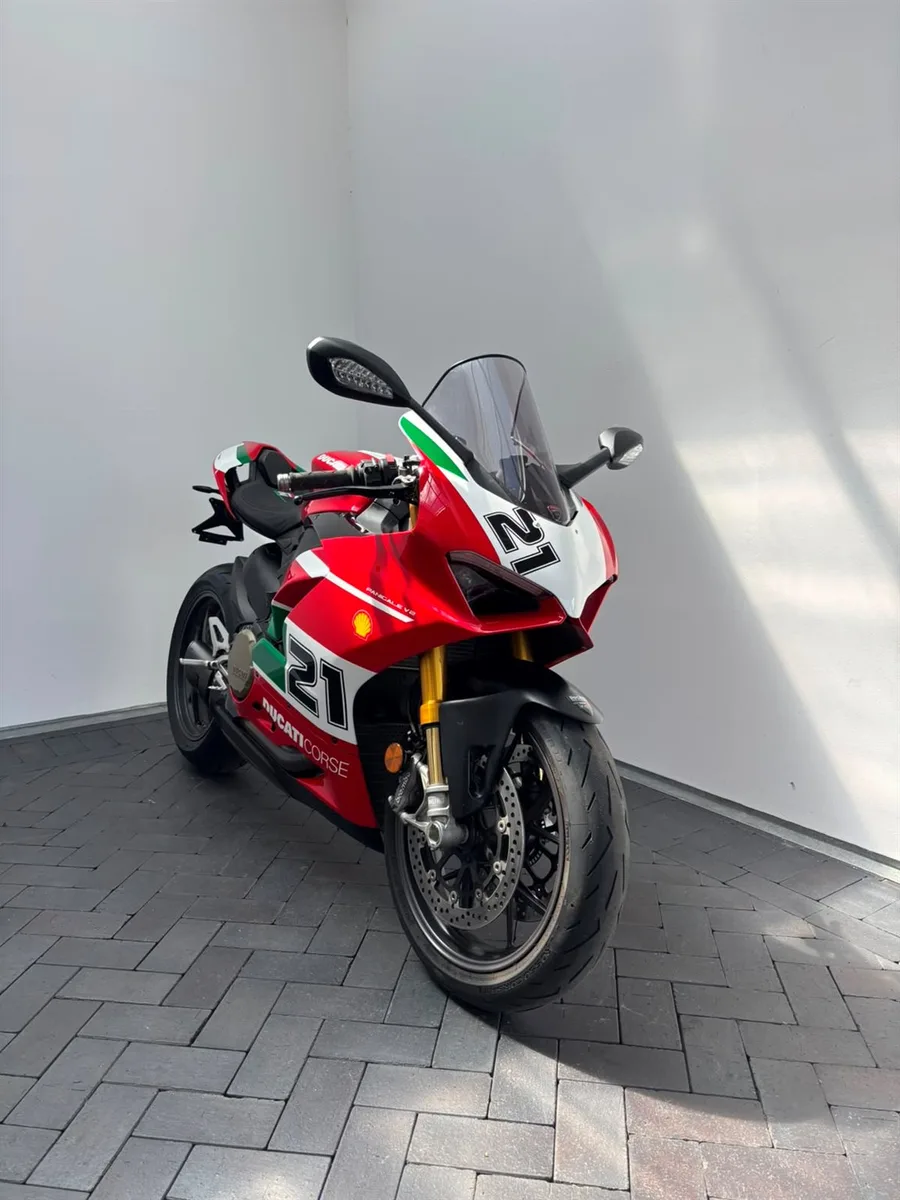 Ducati Panigale V2 Bayliss Edition
