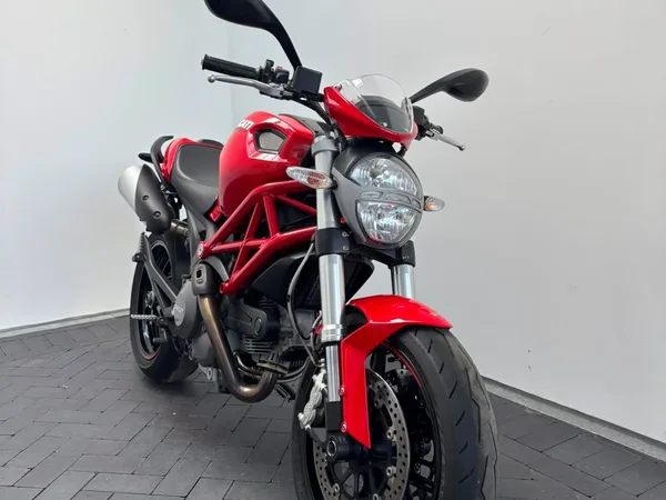 Ducati Monster 796 ABS