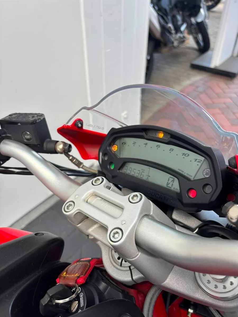 Ducati Monster 796 ABS