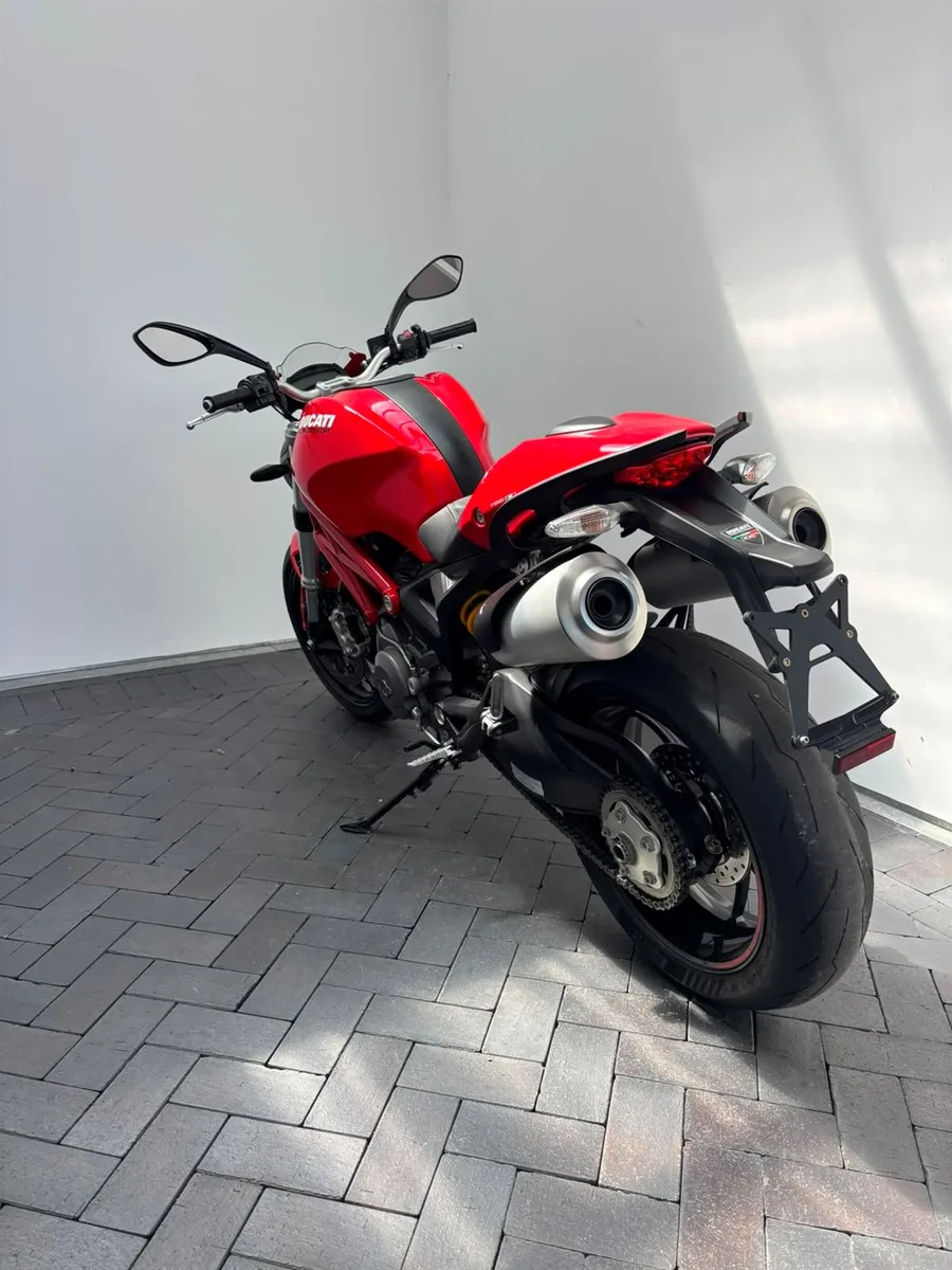 Ducati Monster 796 ABS