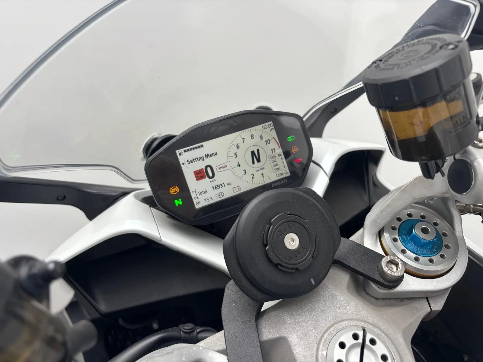 Ducati SuperSport 950 S im Kundenauftrag