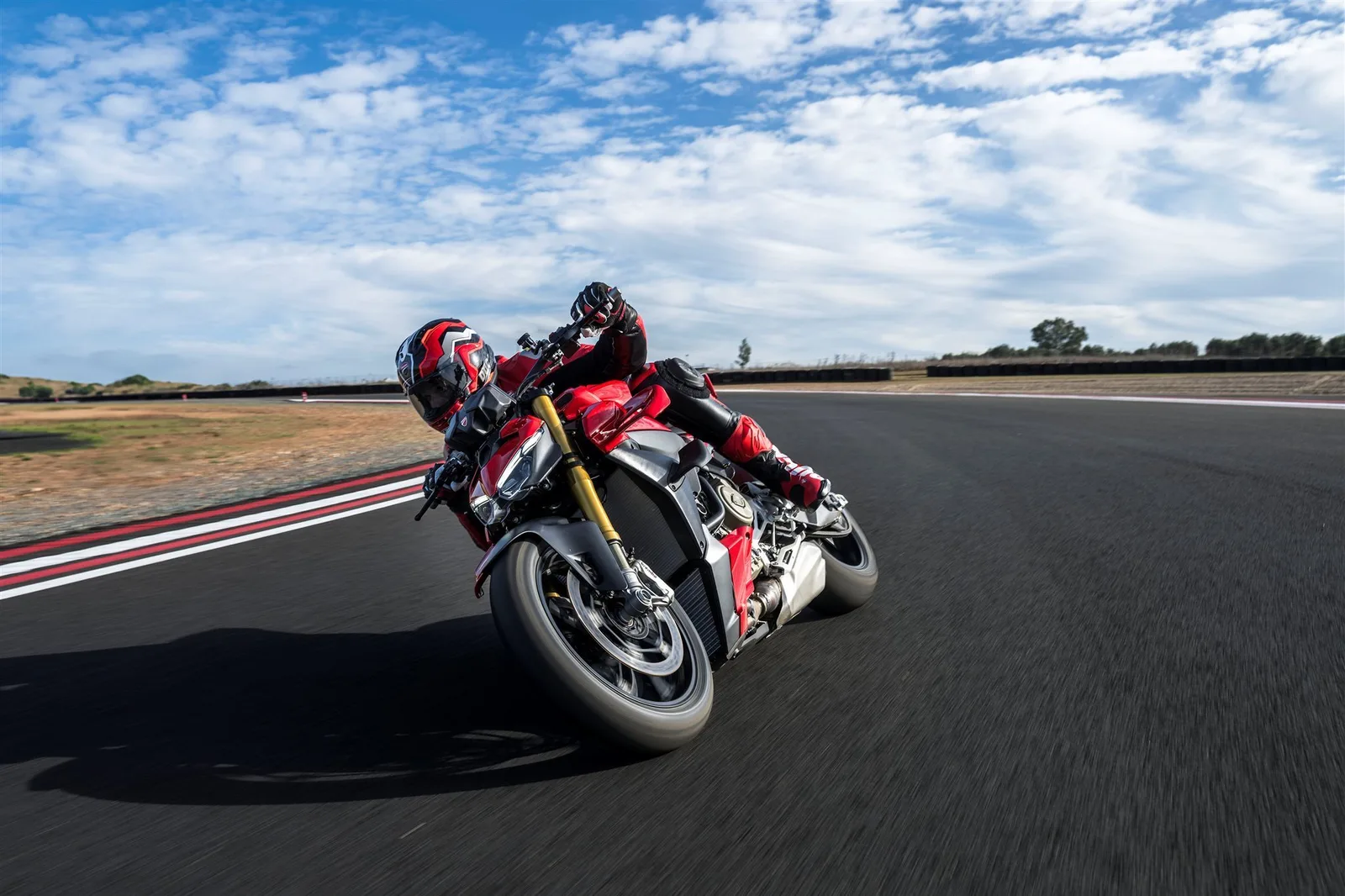 Ducati Streetfighter V4 S
