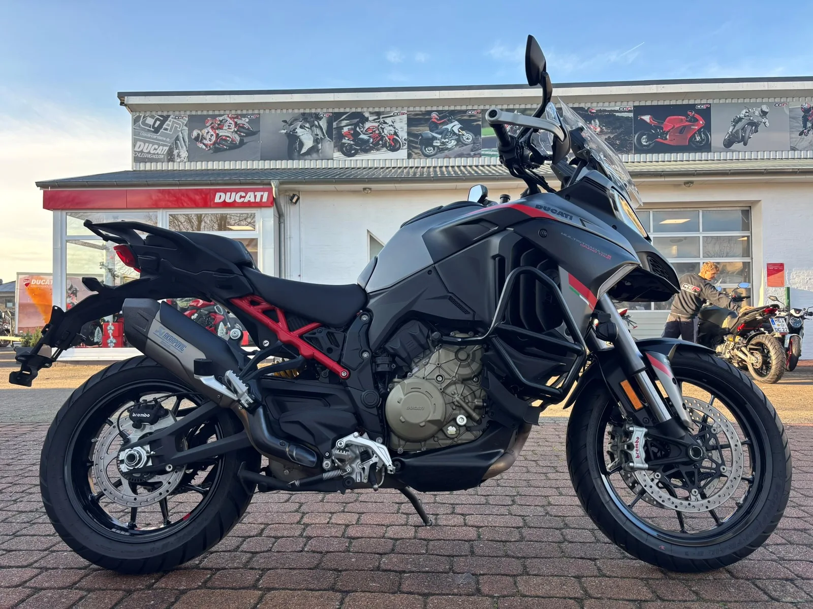 Ducati Multistrada V4 S Grand Tour