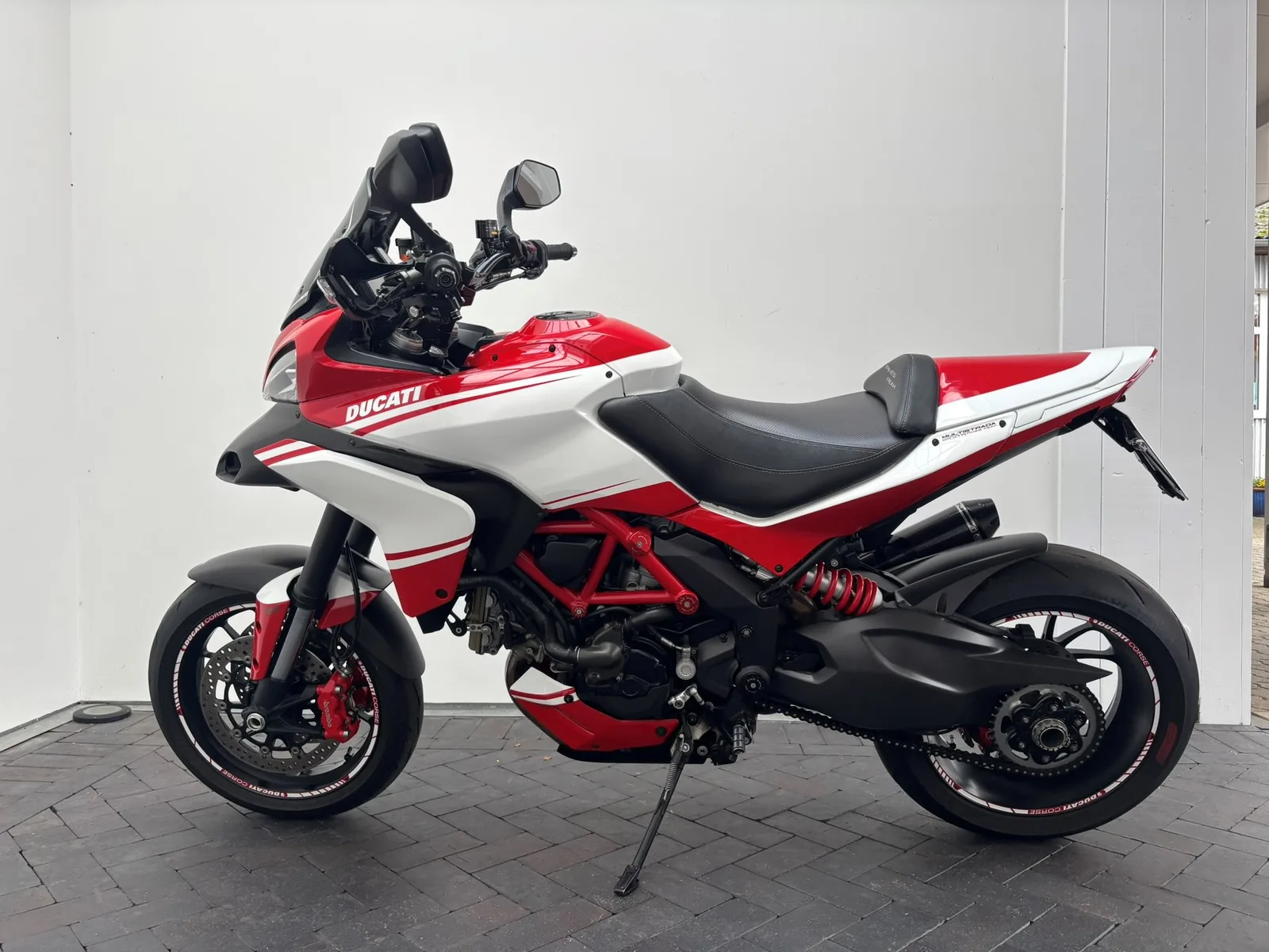 Ducati Multistrada 1200 Pikes Peak Umbau auf Rechtsschaltung und Daumenbremse!