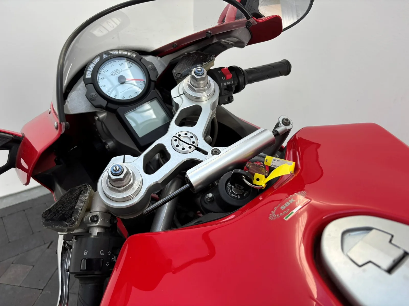 Ducati 999 im Kundenauftrag