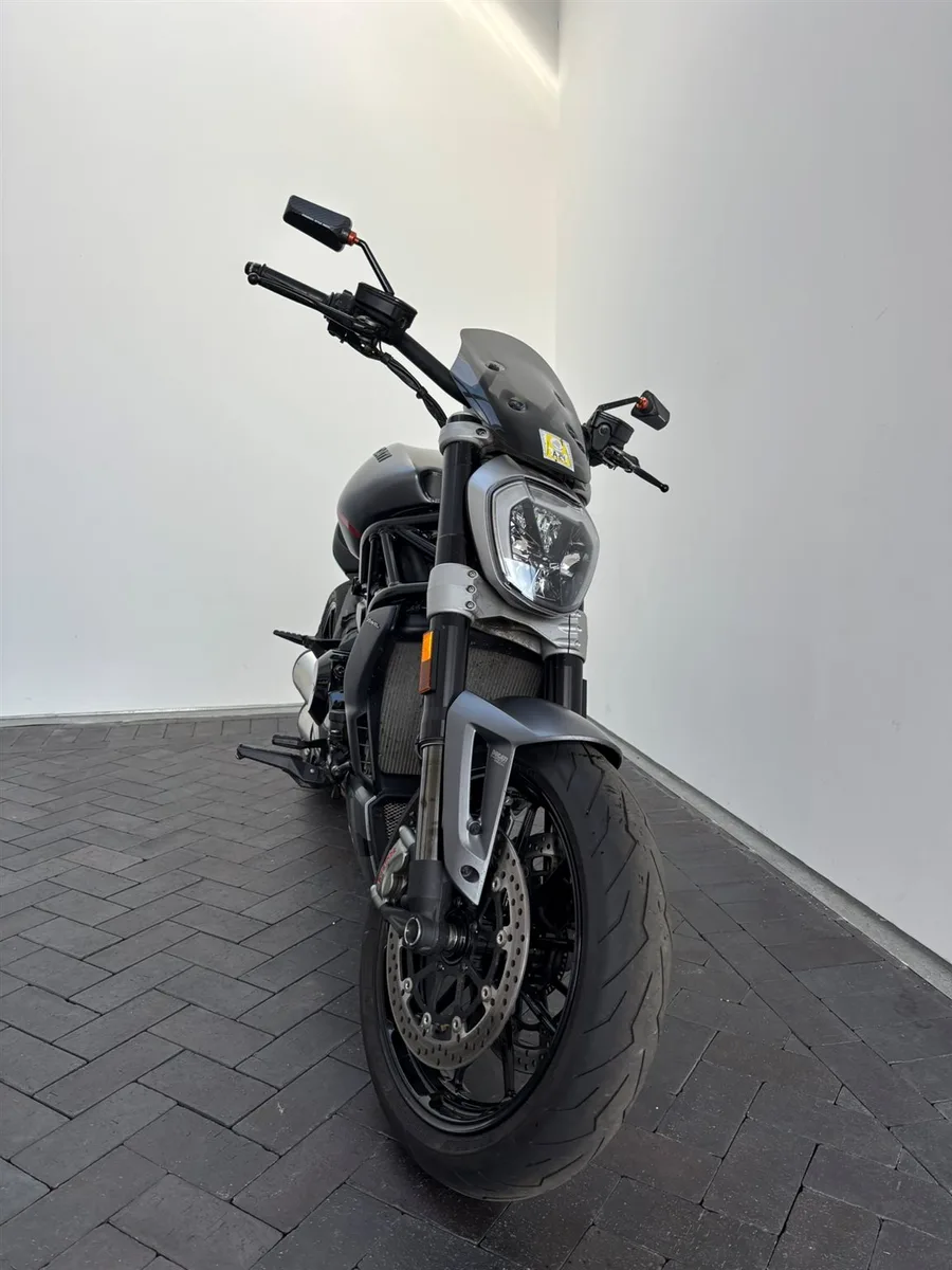 Ducati XDiavel Black Star
