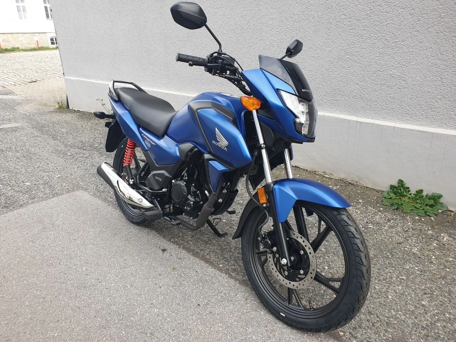 Honda CB125F