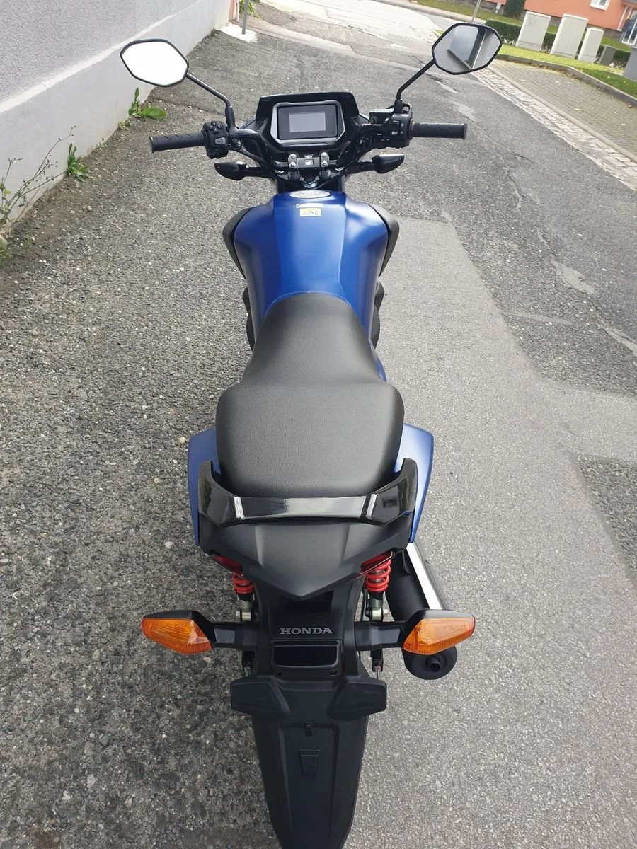 Honda CB125F