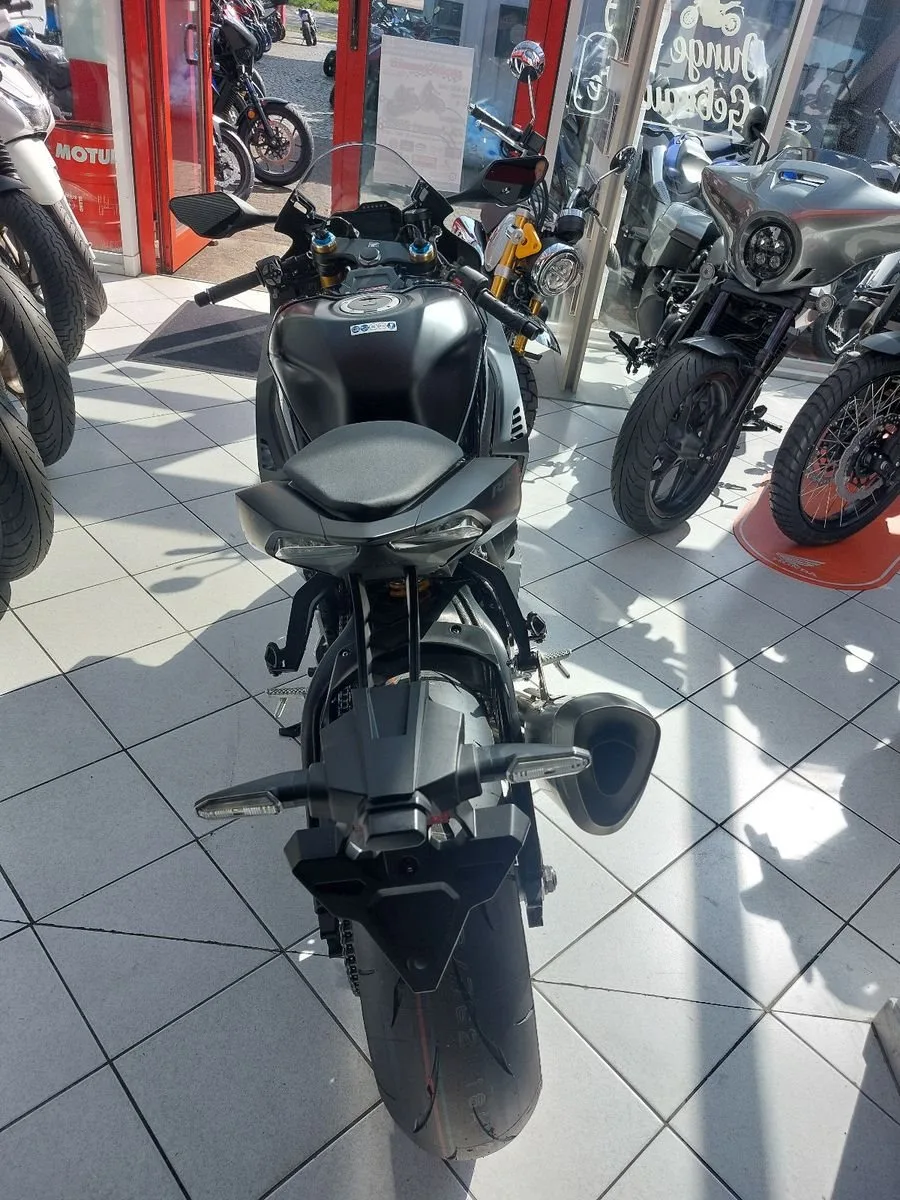 Honda CBR1000RR-R Fireblade SP