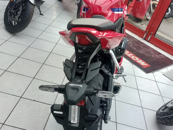Honda CBR650R E-Clutch
