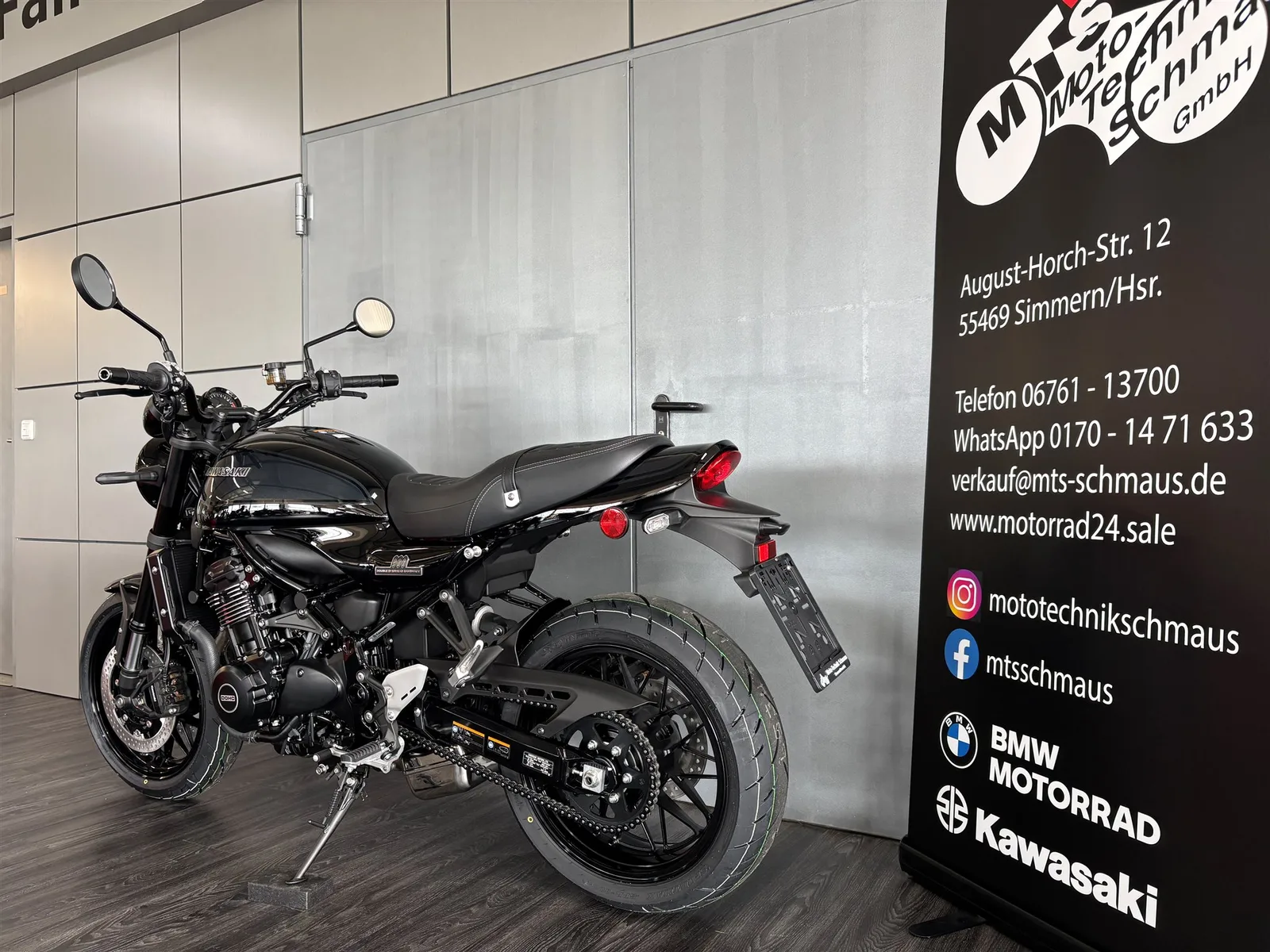 Kawasaki Z900 RS Black Ball Edition sofort verfügbar