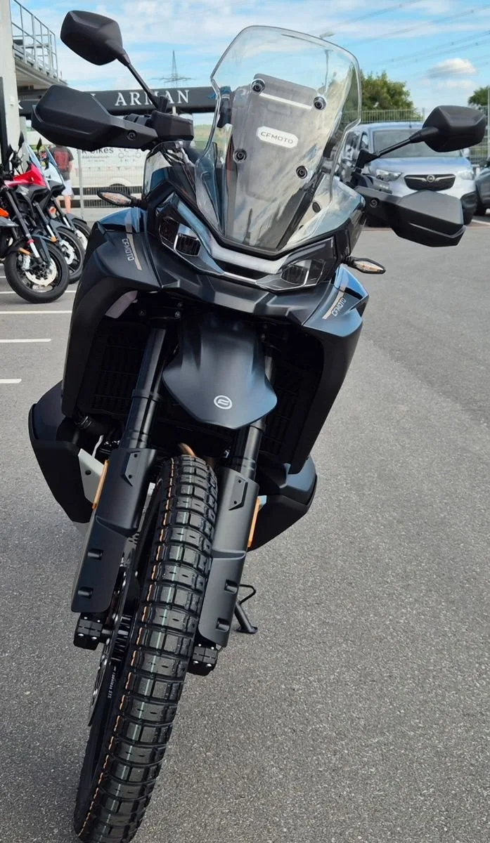 CFMOTO 800MT-X