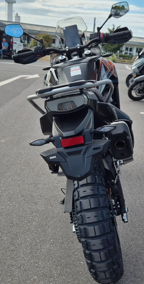 CFMOTO 800MT-X