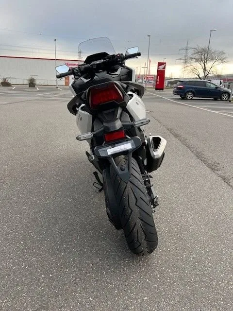 Honda Forza 750