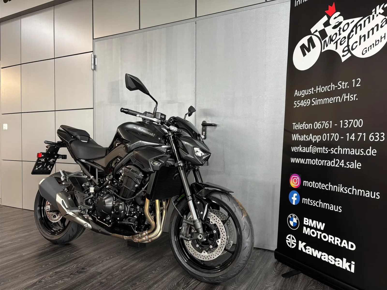 Kawasaki Z900 Grün und schwarz sofort verfügbar