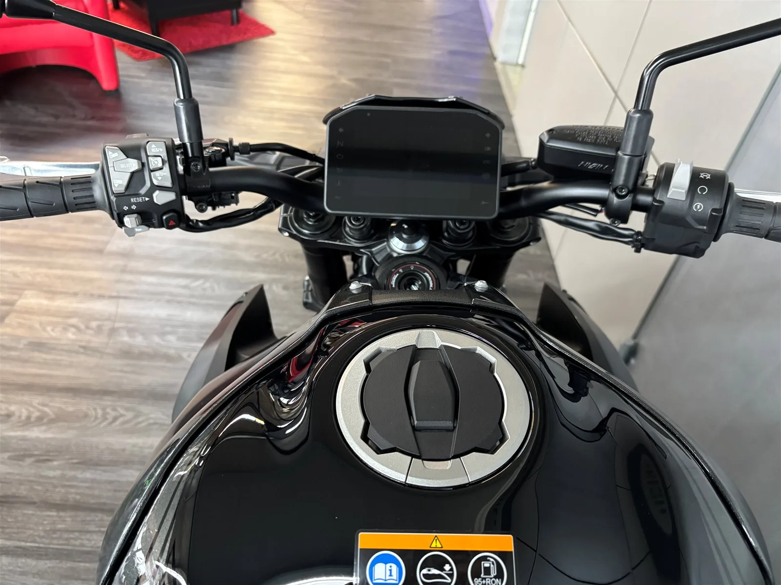 Kawasaki Z900 Grün und schwarz sofort verfügbar
