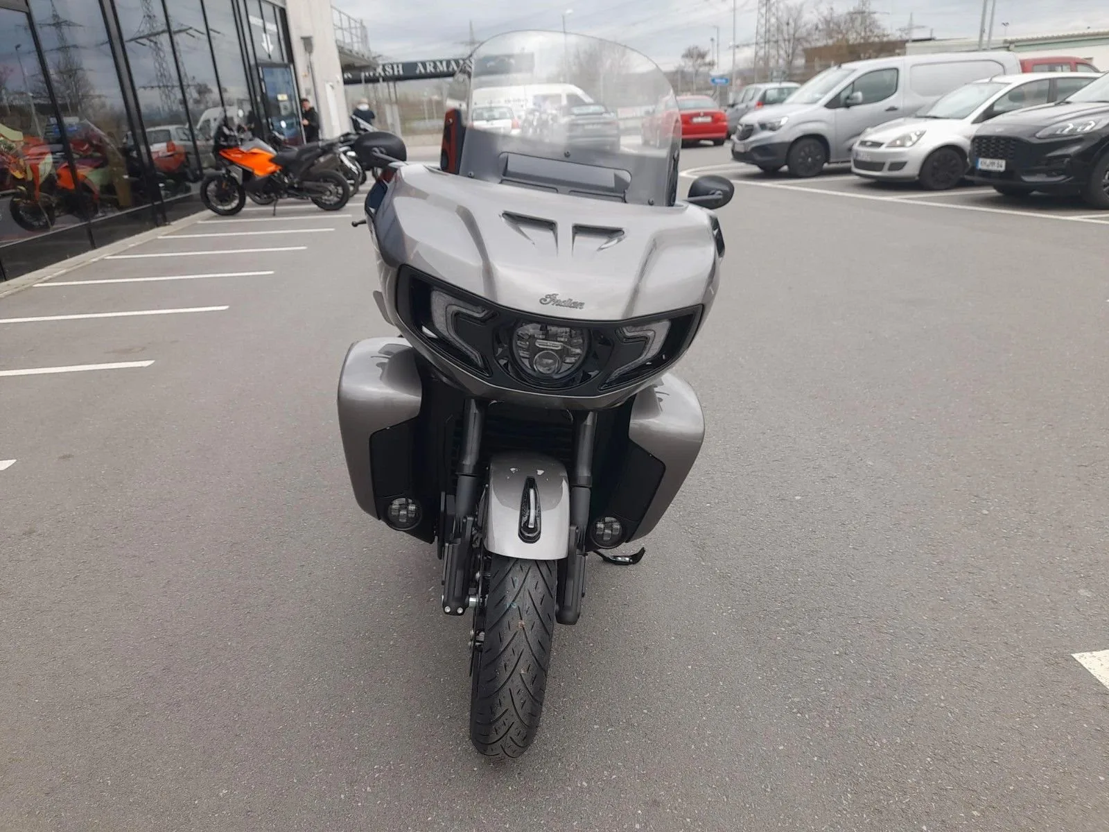 Indian Pursuit Dark Horse with 112 Package