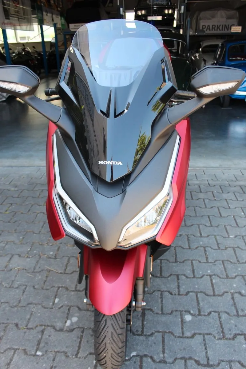 Honda Forza 350 sofort verfügbar
