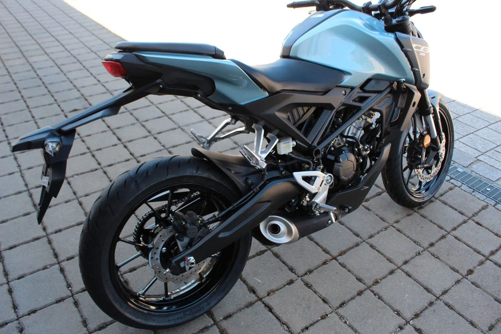 Honda CB125R \*sofort verfügbar\*NEUMODELL2025