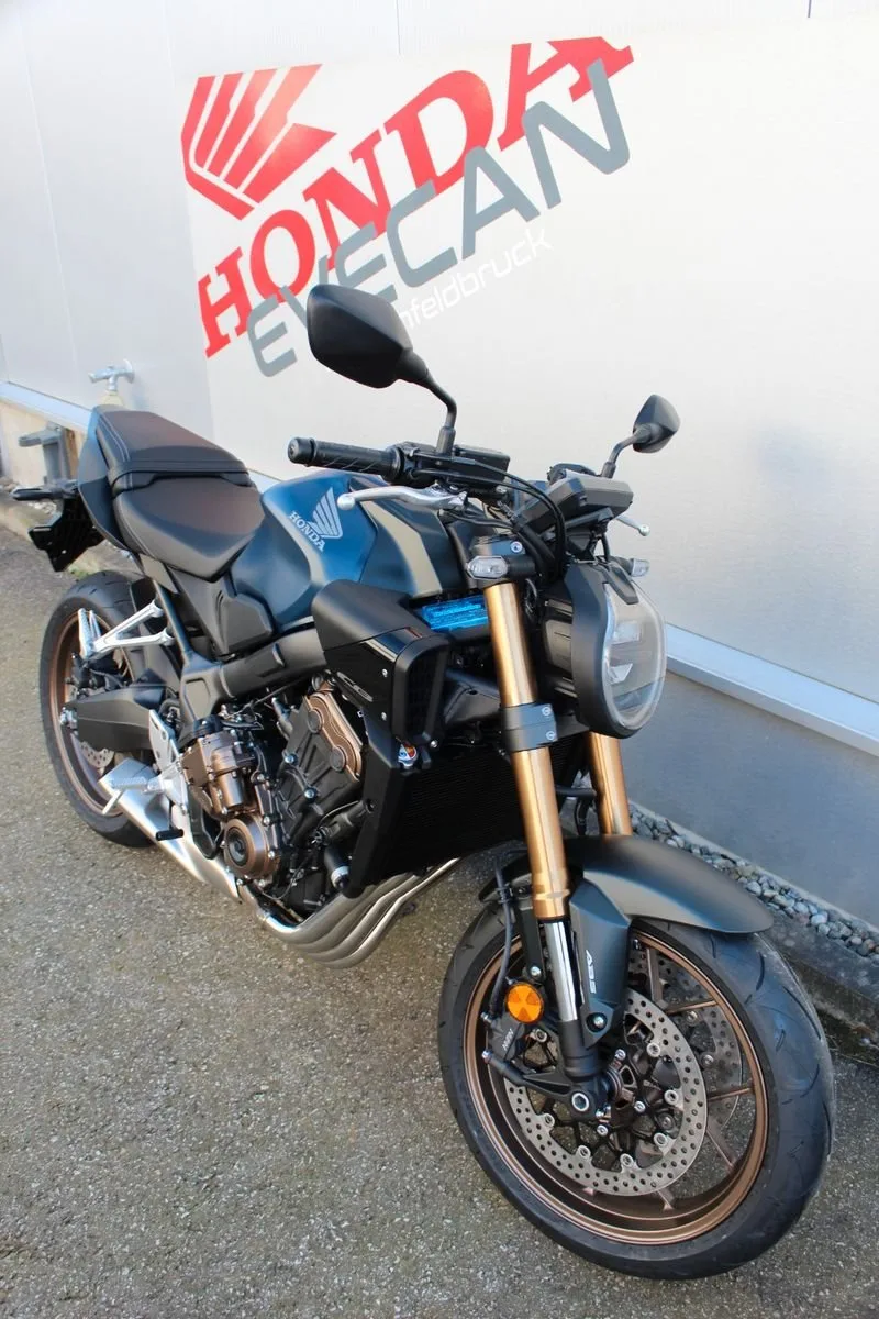 Honda CB650R \*Quickshifter\*