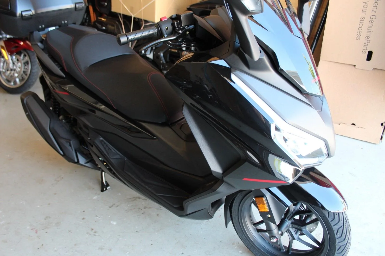 Honda Forza 350 Special Edition
