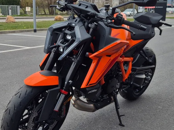 KTM 1390 Super Duke R