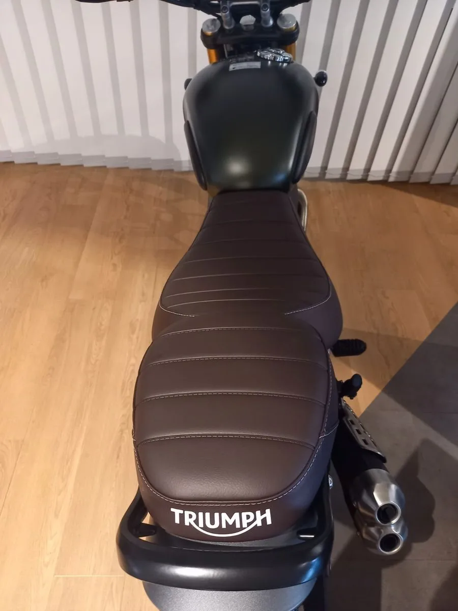 Triumph Scrambler 400 X