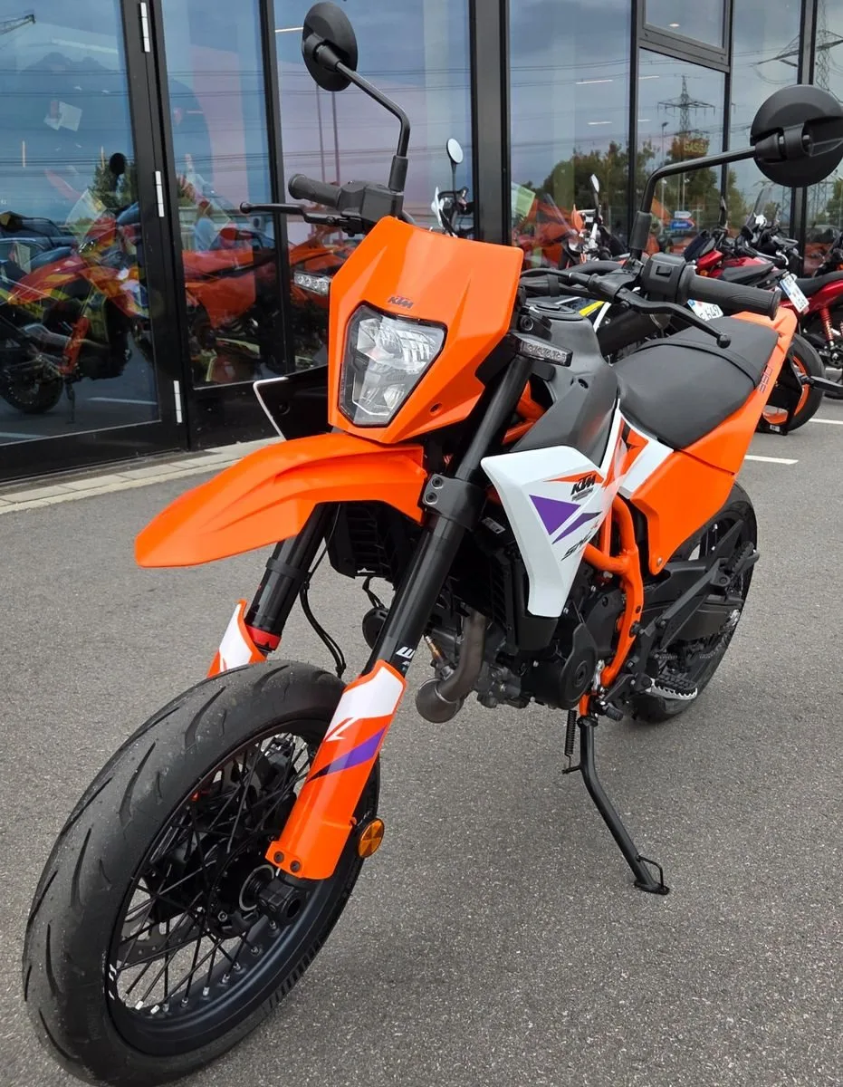 KTM 390 SMC R