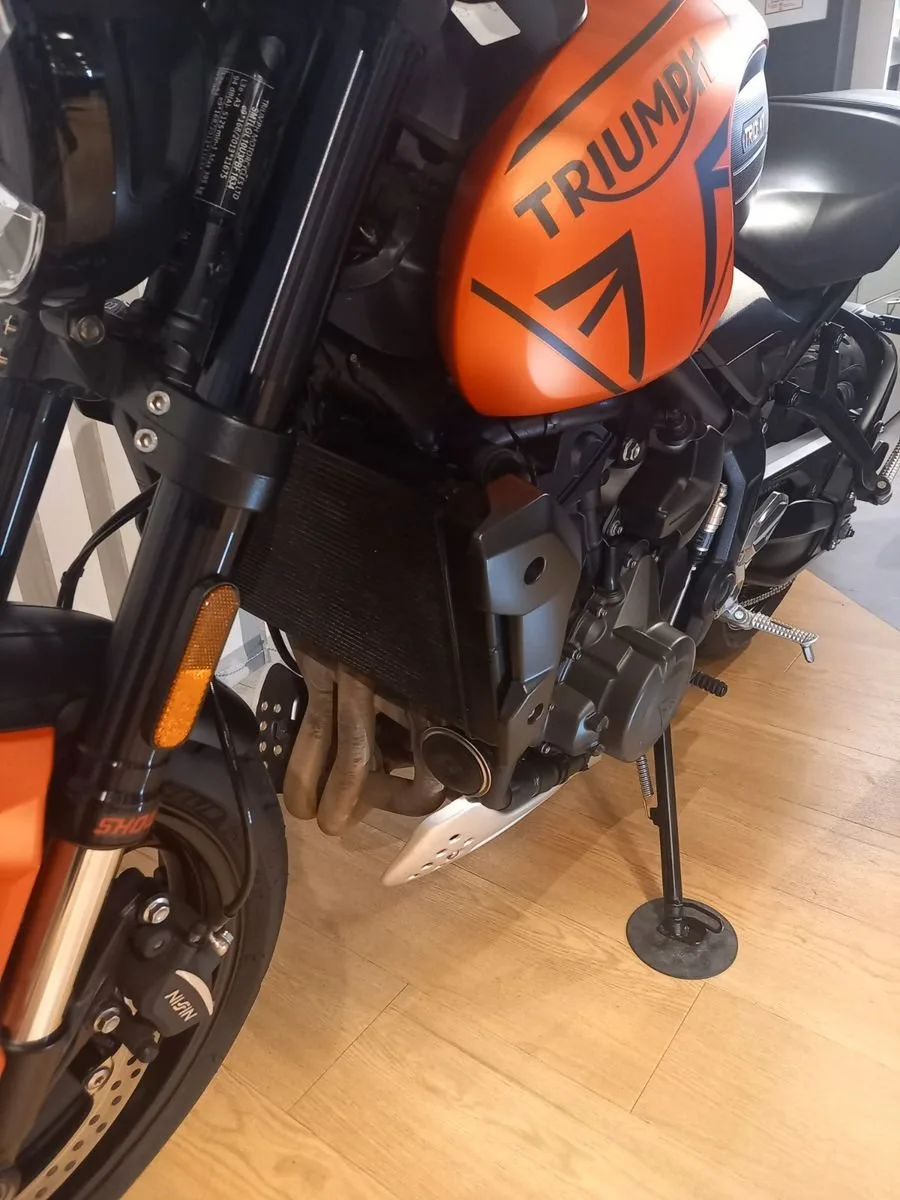 Triumph Trident 660
