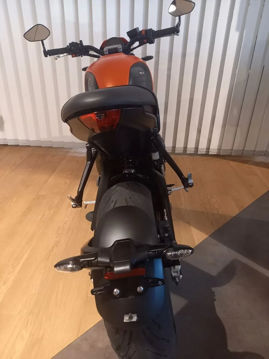 Triumph Trident 660