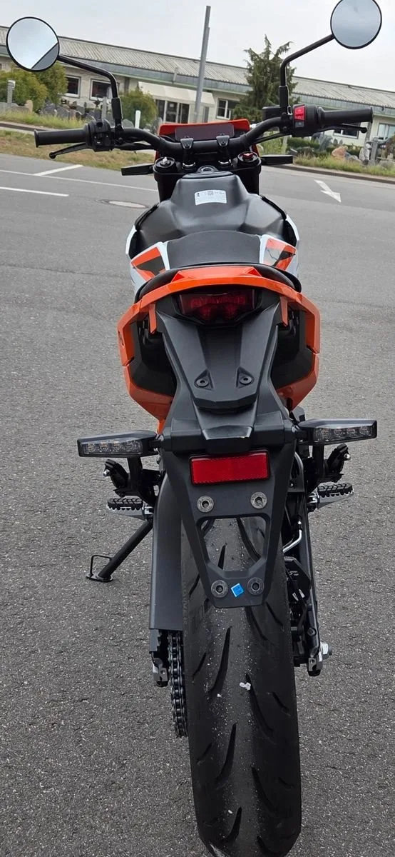 KTM 390 SMC R