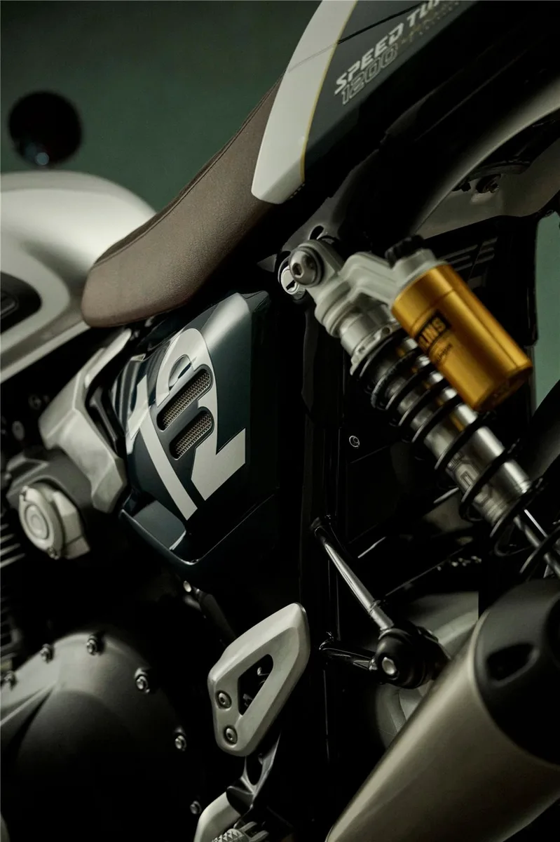 Triumph Speed Twin 1200 Cafe Racer Edition