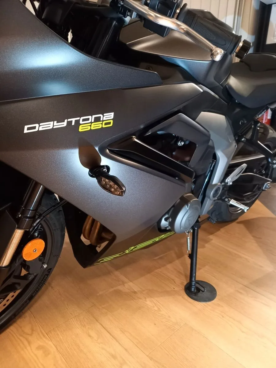 Triumph Daytona 660