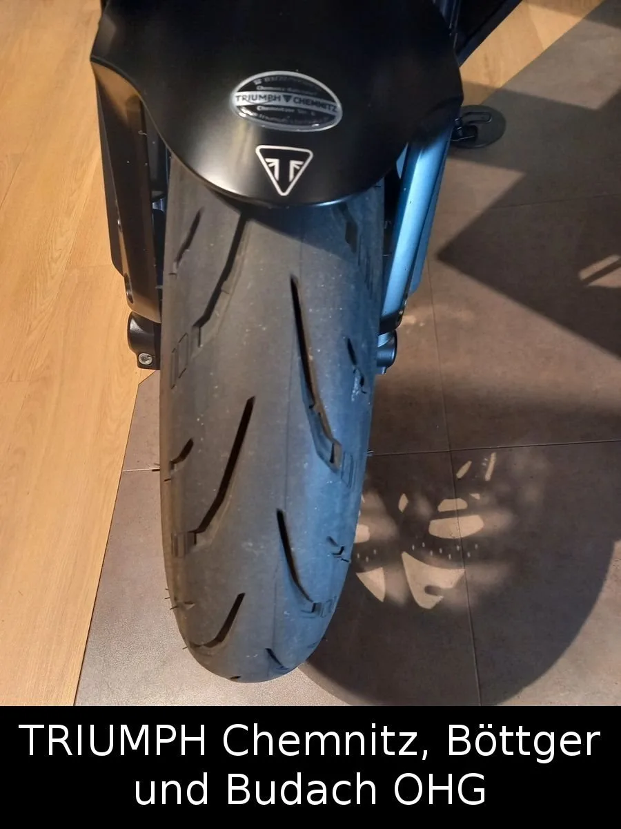 Triumph Daytona 660