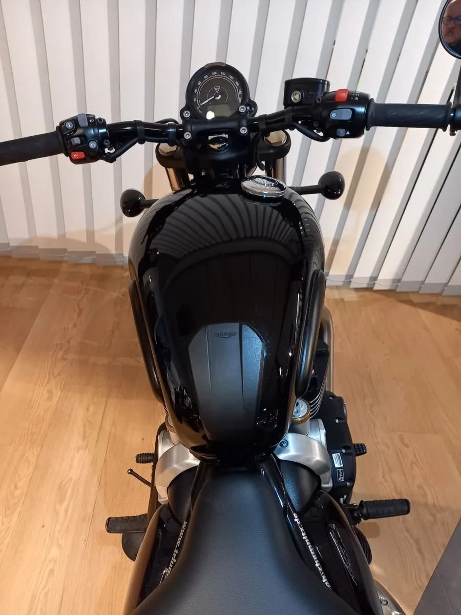 Triumph Bonneville Bobber