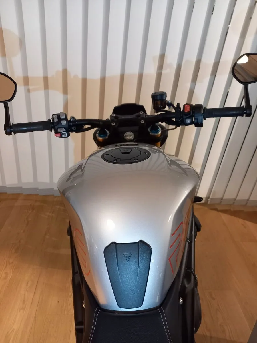 Triumph Speed Triple 1200 RS