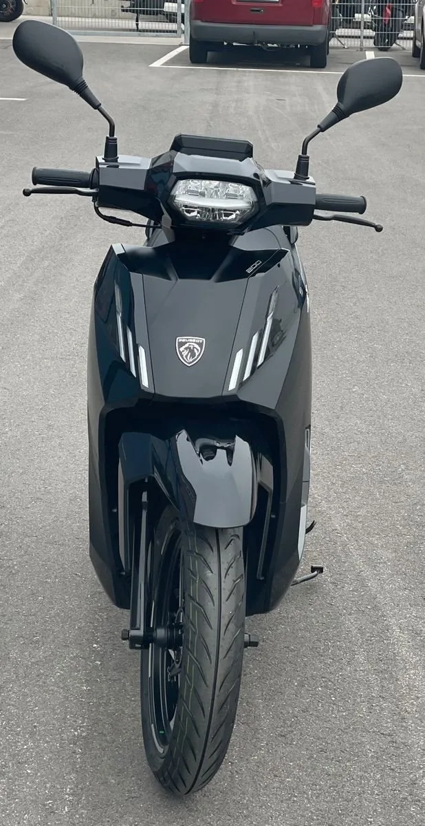 Peugeot Tweet 125