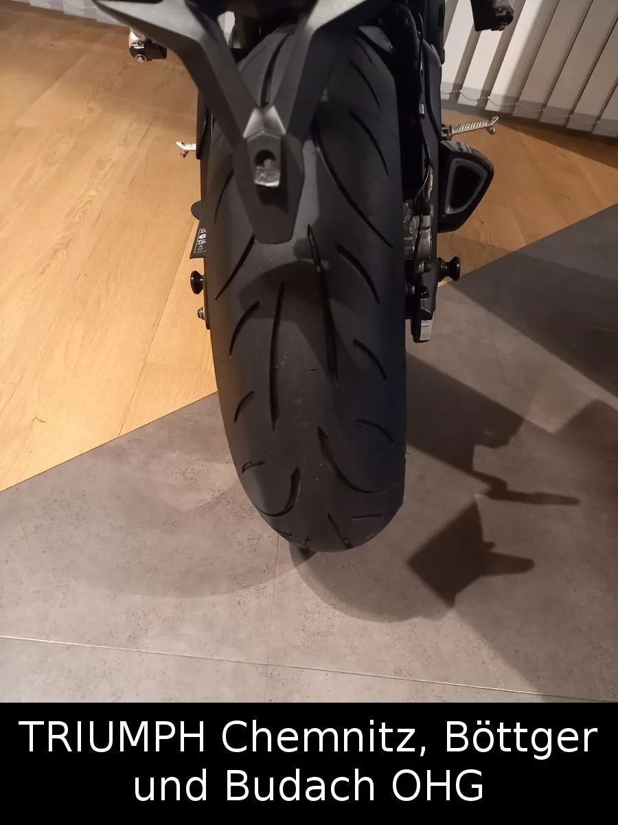 Triumph Street Triple RS