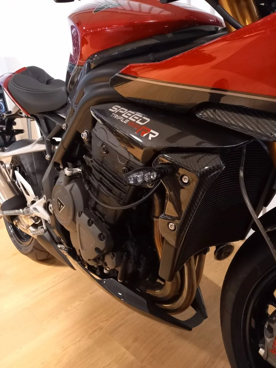 Triumph Speed Triple 1200 RR