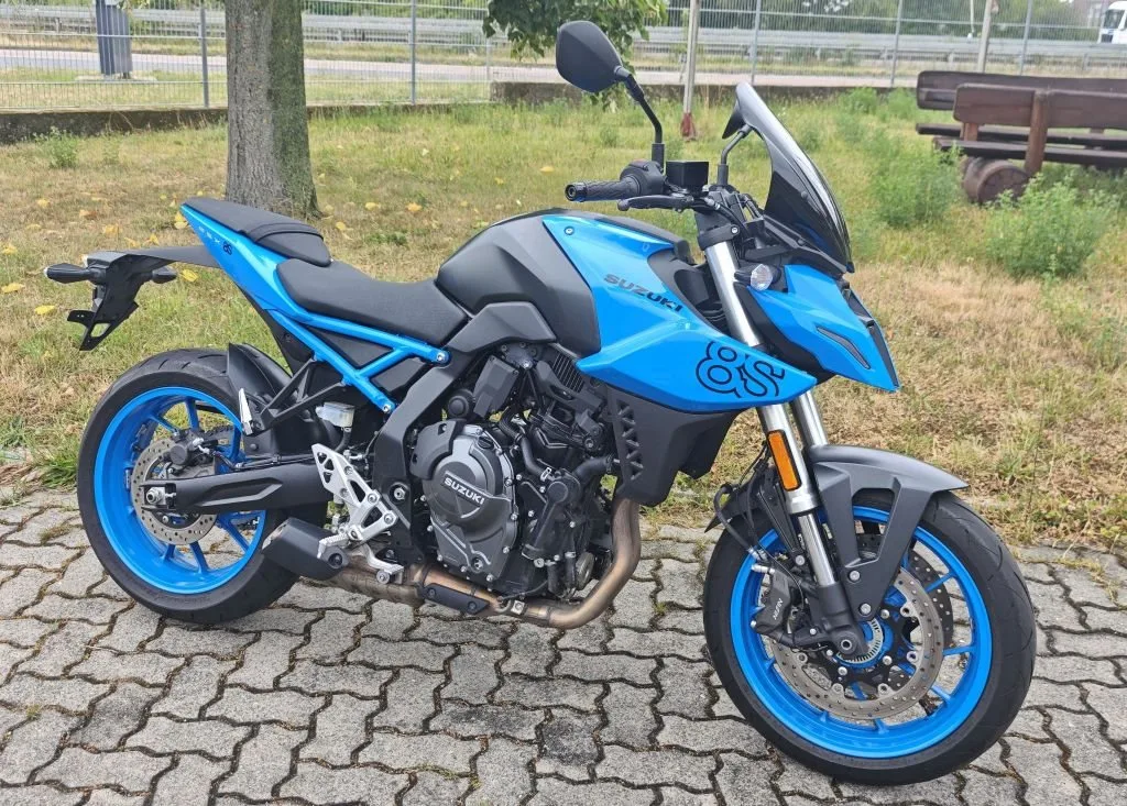Suzuki GSX-8S