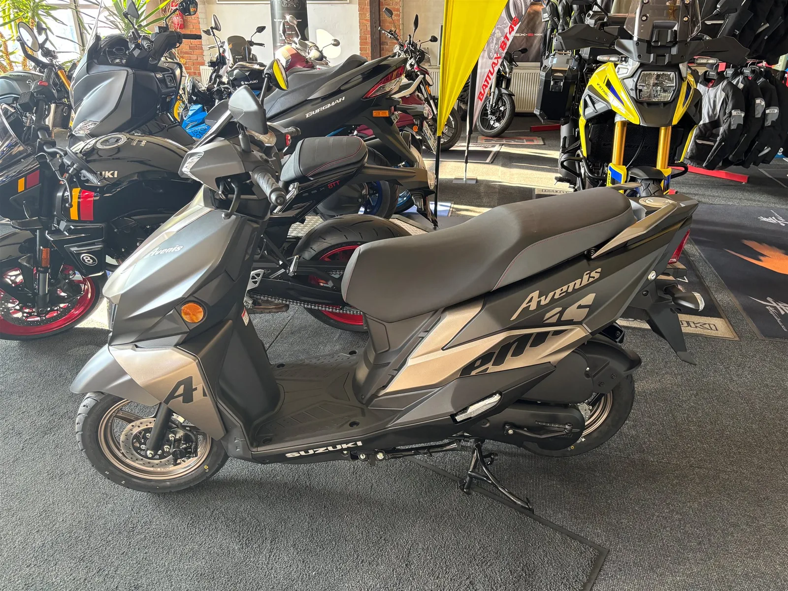 Suzuki Avenis 125