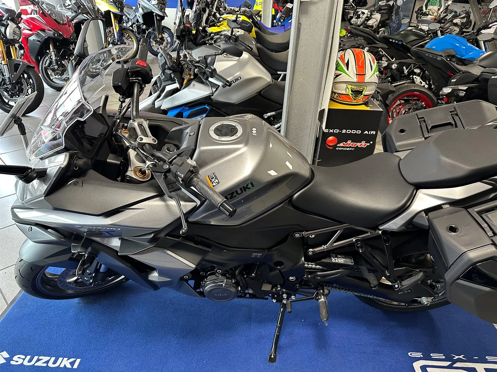 Suzuki GSX-S1000GT Travel Edition Kit + Power Edition (Akrapoviç Endtopf)