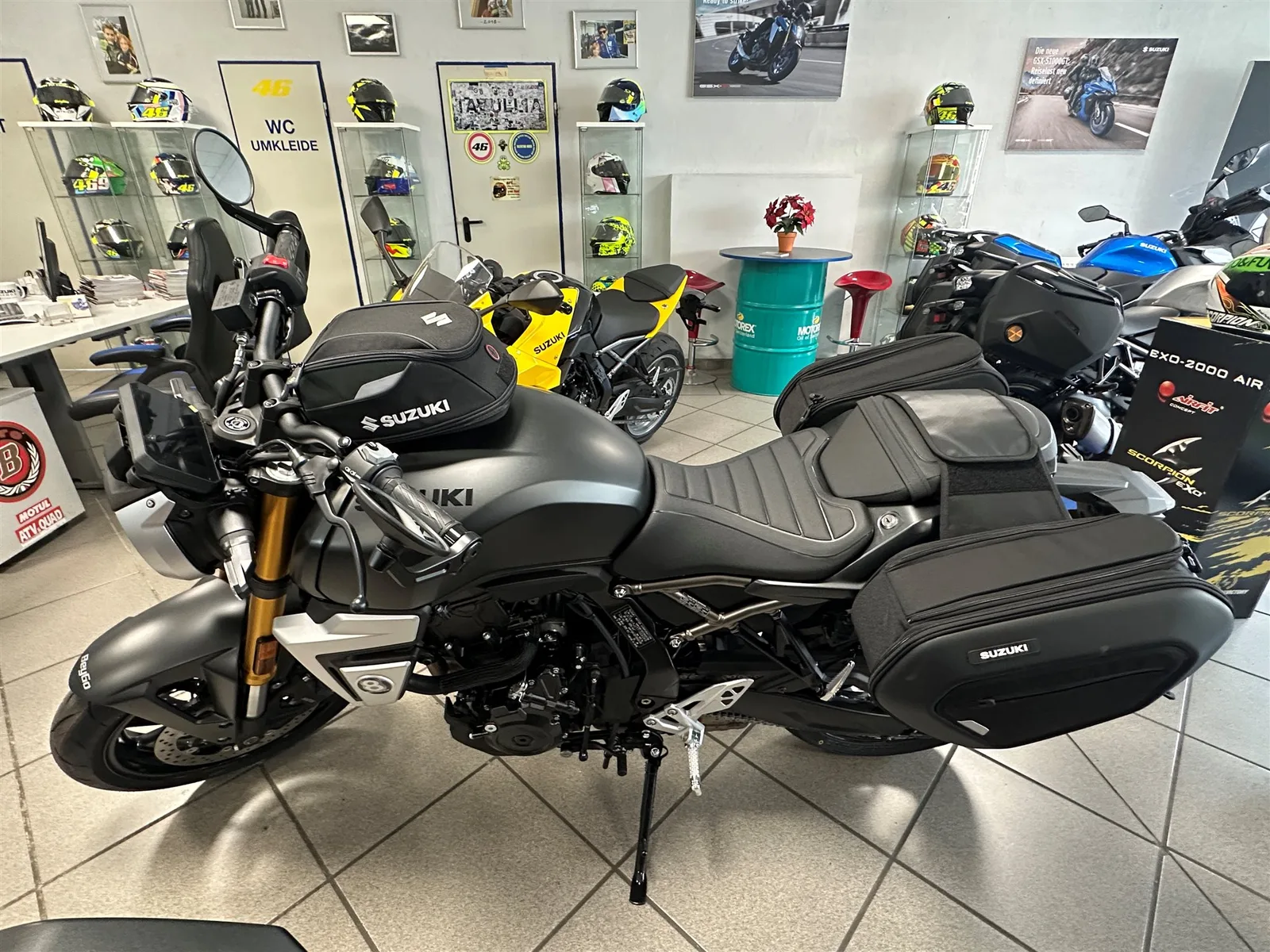 Suzuki GSX-8T inkl. Touring-Kit Motorrad