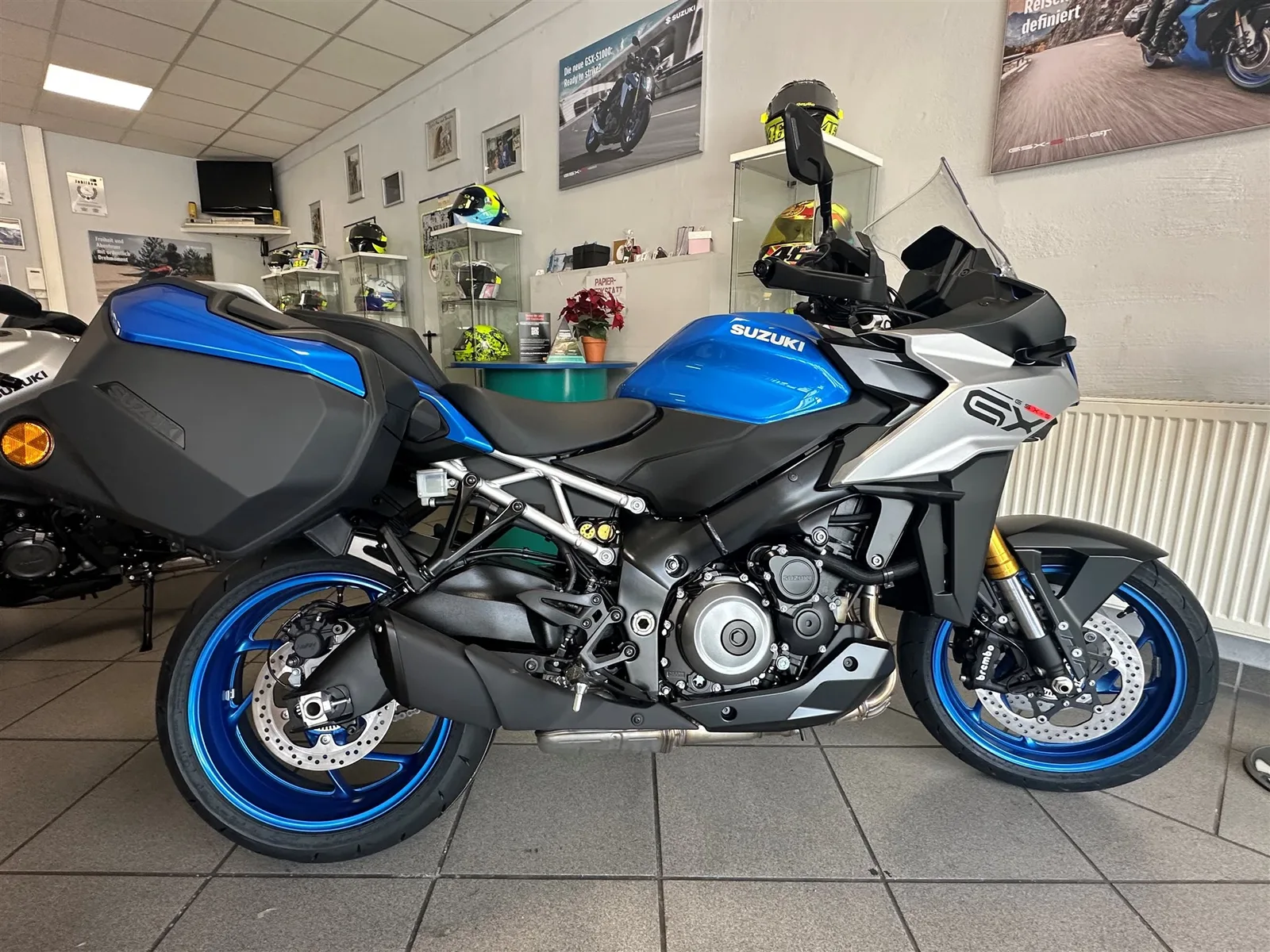 Suzuki GSX-S1000GX Travel Edition + Akrapoviç Endtopf Motorrad