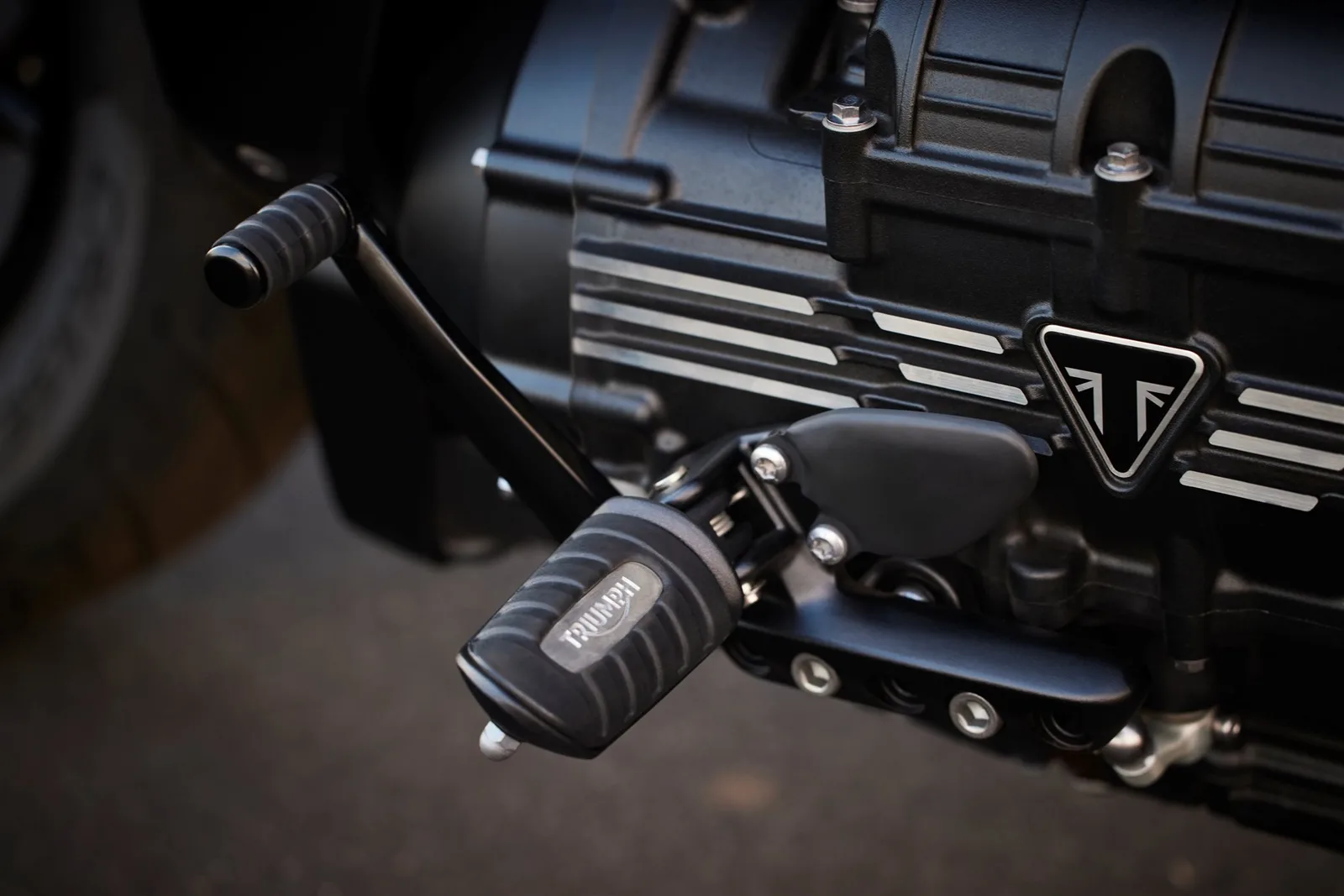 Triumph Rocket 3 Storm GT