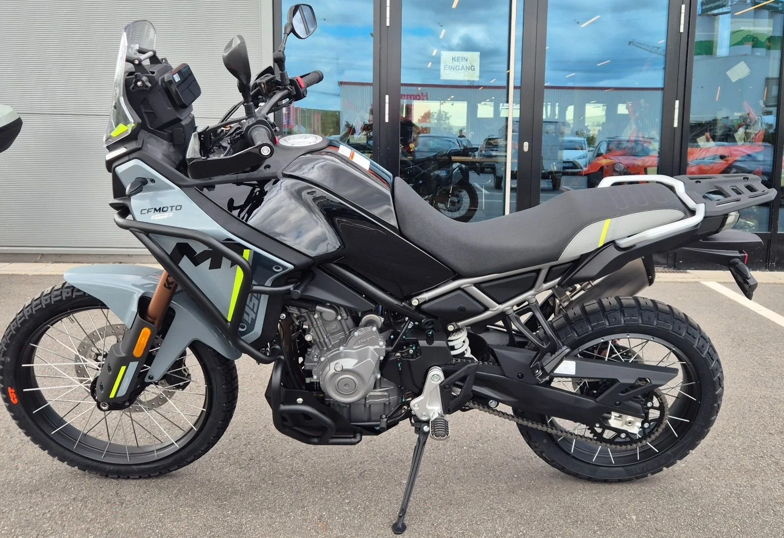 CFMOTO 450MT