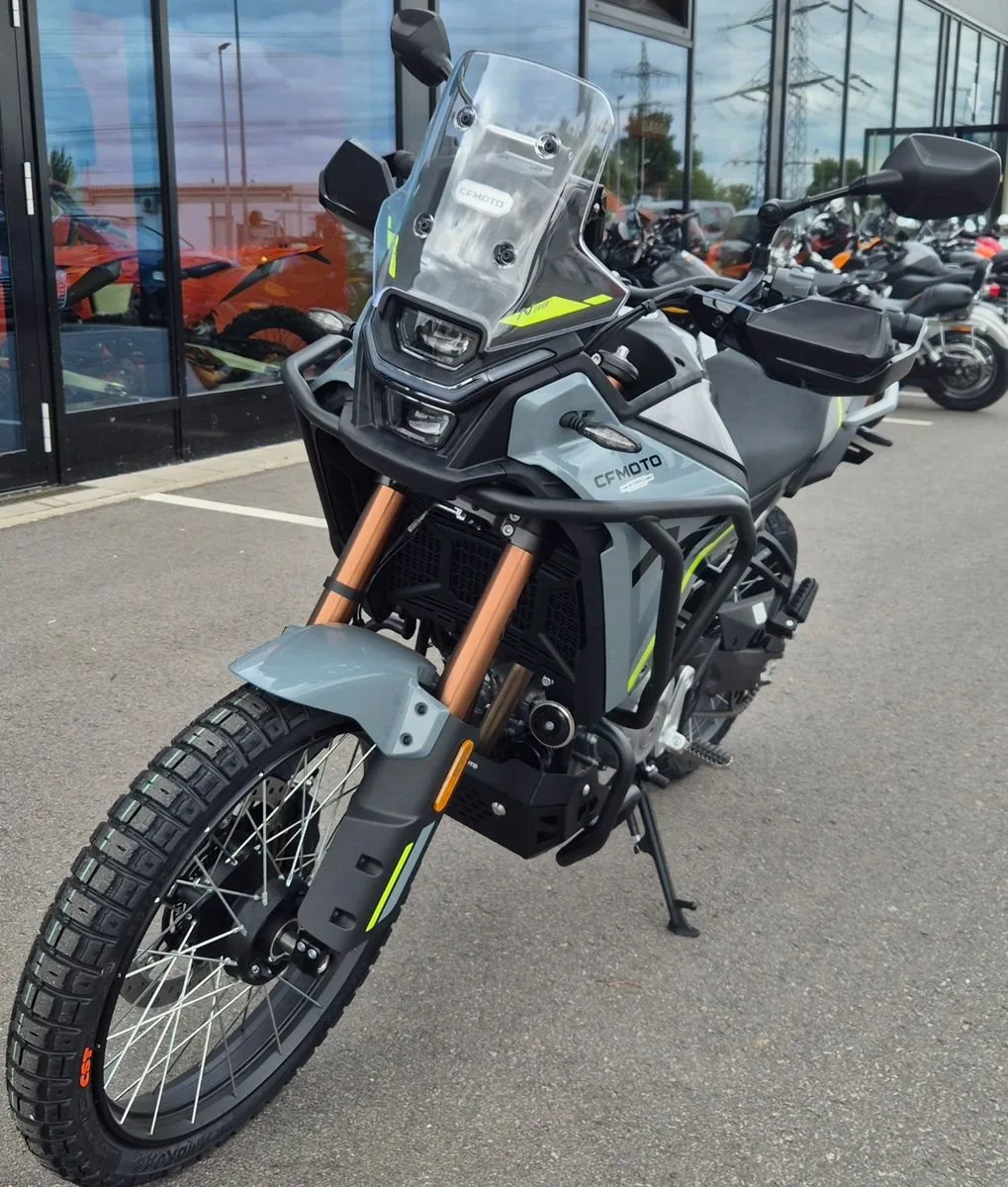 CFMOTO 450MT